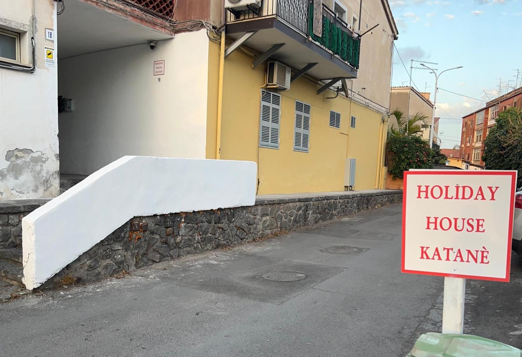 Holiday House Katane CTA Exterior foto